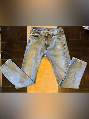 Levi’s Regular Fit 505 Jeans